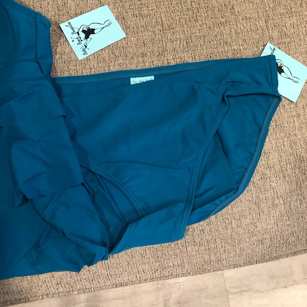 Three Tiered Two Piece Tankini Size 10 & 12 - Picture 6 of 7